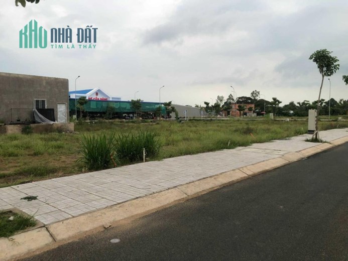 Chính Chủ Bán 110m2 Đất Sổ Hồng Riêng Mt Trung Tâm Cần Đăng- An Giang