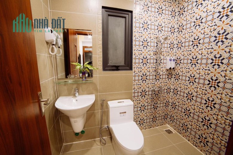 Ngộp cần bán gấp khách sạn 23 phòng tại Lê Hồng Phong Đà Lạt