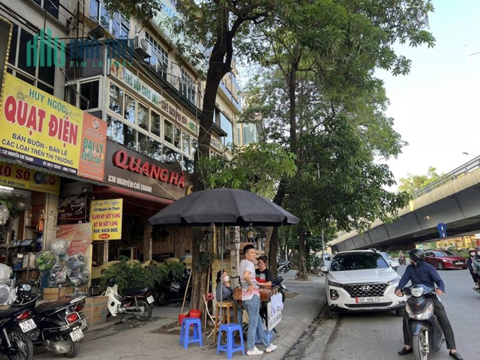 Mặt phố Bùi Ngọc Dương giá 11.5 tỷ, 93m x4T, Khách Mua về KD luôn