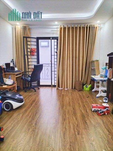 Bán nhà Lê Quang Đạo Phú Đô 33m2, 5 tầng đẹp ngõ nông thoáng chỉ nhỉnh 3tỷ
