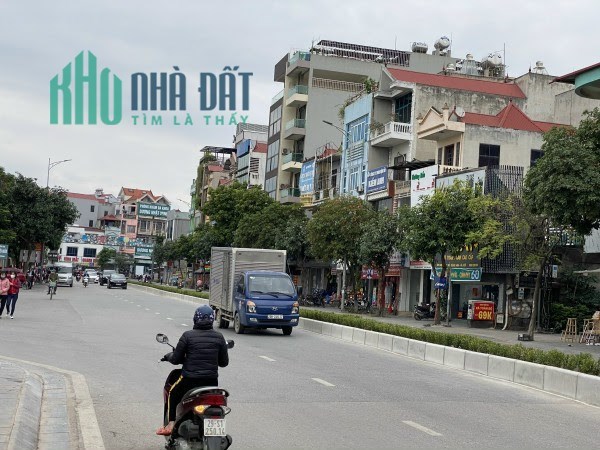 Cần bán lô đất 54m2 trục kinh doanh sầm uất nhất Quận Đông Anh, đường rộng 40m. Lh 0981568317