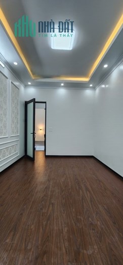 Bán nhà Phương Mai 27m2 x 5 tầng, gần phố, 10 ra oto, ngõ thông, 4.5 tỷ