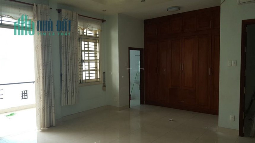 Nhà mặt tiền dt sàn 198m2, 3 phòng ngủ, đường 7 KP 1 Hiệp Bình Chánh Thủ đức