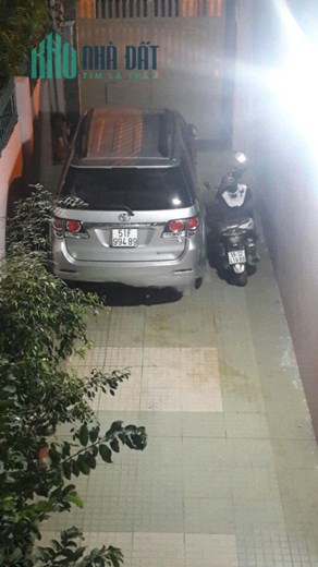 Nhà mặt tiền dt sàn 198m2, 3 phòng ngủ, đường 7 KP 1 Hiệp Bình Chánh Thủ đức