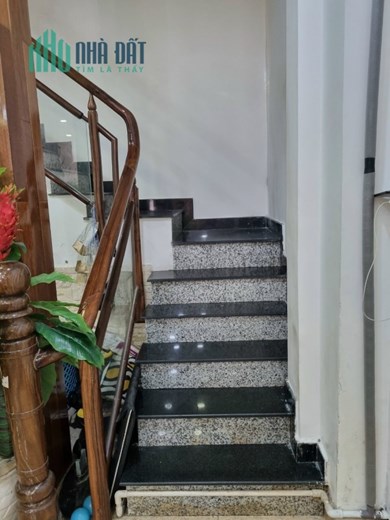 Cho thuê nhà 2mt khuông Việt Tân phú