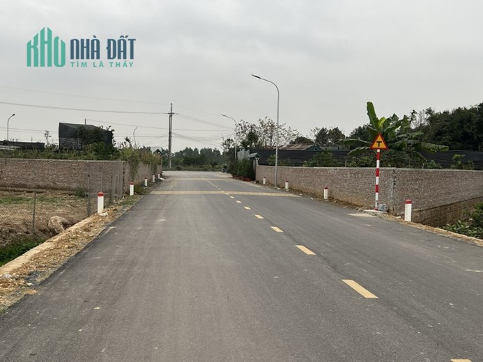 Chính chủ cần tiền bán nhanh Siêu phẩm mặt đường DH04 xe bus chạy