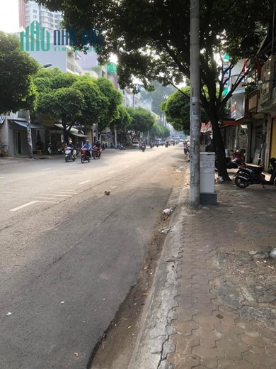 Bán nhà Mặt tiền Lãnh Binh Thăng – Ba Tháng Hai, 3.5x13.5m, 5 Tầng, sổ vuông, 11.5 tỷ.