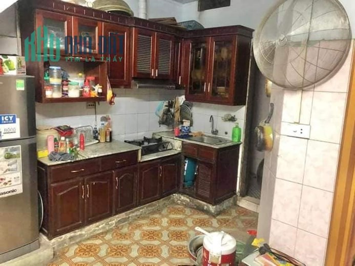 VỊ TRÍ HIẾM-NHÀ DÂN XÂY-2 MẶT NGÕ-GẦN PHỐ-TIỆN ÍCH-40M 5xTỶ-CÁT LINH ĐỐNG ĐA