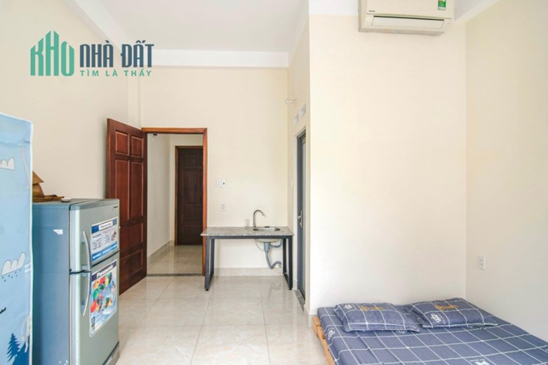 BÁN CHDV, 5 TẦNG, 4x12.5m,  0T0 ĐỖ CỬA, P T N HƯNG Q7.