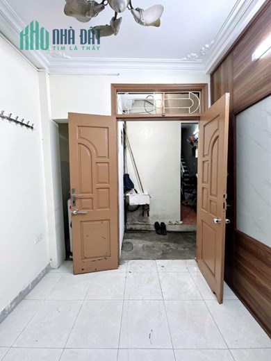 Bán nhà Hồng Mai-nhỉnh 700tr-sdtt 13m2x4 tầng-nhỏ xinh đủ công năng-phù hợp vợ chồng trẻ, bố mẹ mua
