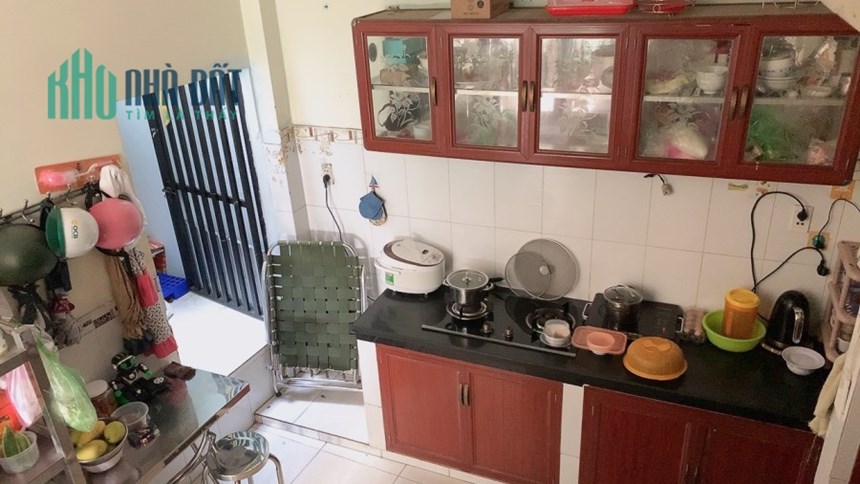 NHÀ VƯỜN LÀI, 4 TẦNG, CÓ DÒNG TIỀN 13TR/tháng, đường 10M, CÓ LỀ.