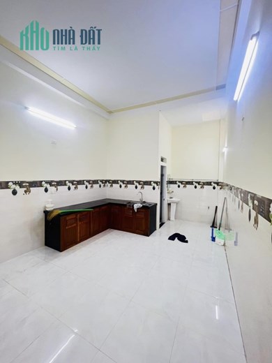 Bán Nhà 2 Mặt Tiền Đặng Chất P.Đống Đa Quy Nhơn , 62,4m2 , 2 Mê , Giá 2 Tỷ 900Tr