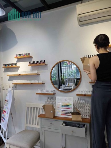 SANG NHƯỢNG CỬA HÀNG DO CÓ 2 CƠ SỞ THIẾU NHÂN VIÊN NÊN KHÔNG CHẠY ĐI CHẠY LẠI ĐƯỢC
