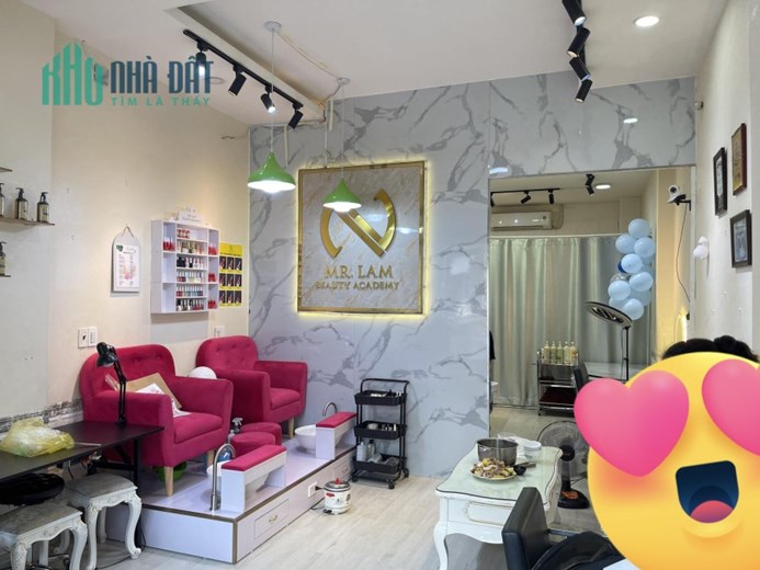 Sang mặt bằng spa phun xăm nail mi 30tr gồm có 10tr tiền cọc nhà