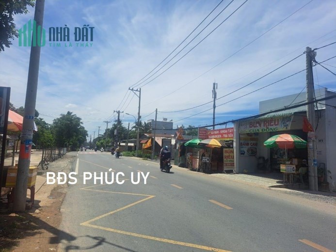 ĐẤT MT BÙI CÔNG TRỪNG - NGANG 44M - SÁT BÊN TRƯỜNG HỌC - GIÁ HƠN 10TR/M2.