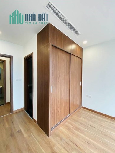 Cho thuê căn hộ Times City, diện tích 97m2 (lô góc), đồ đạc cơ bản, giá 16 triệu