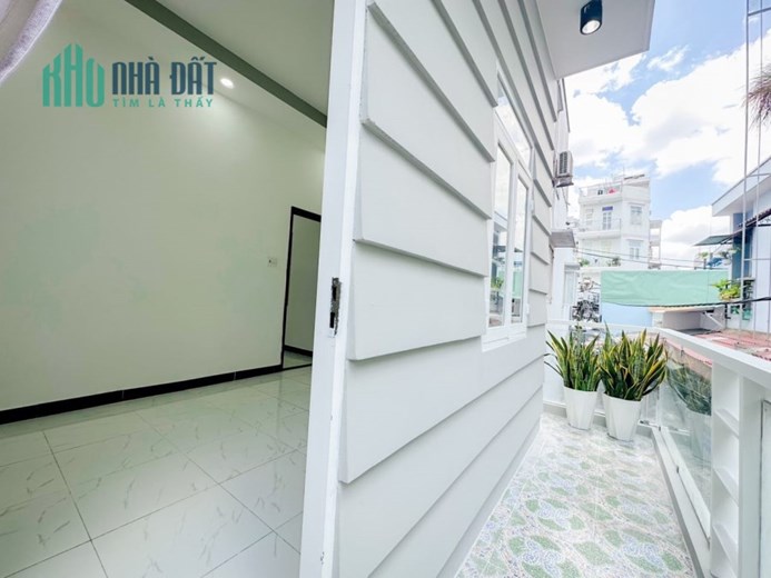 NHÀ CHÍNH CHỦ TRẦN XUÂN SOẠN, Q.7, HẼM 3 M, DT: 5x11, 2 TẦNG, 4.6 TỶ.