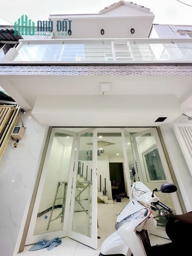 NHÀ CHÍNH CHỦ TRẦN XUÂN SOẠN, Q.7, HẼM 3 M, DT: 5x11, 2 TẦNG, 4.6 TỶ.