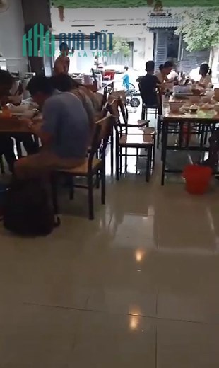 CẦN SANG NHƯỢNG MẶT BẰNG Hoặc sang nhượng mặt bằng không cũng được