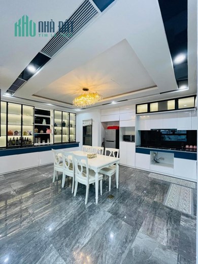 Bán nhà phân lô Xã Đàn, ô tô tránh, 2 thoáng, 110m 5t nội thất ngoại nhập