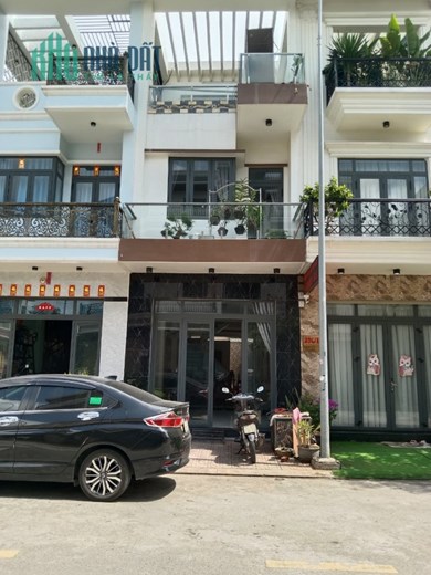CHÍNH CHỦ CẦN BÁN CĂN NHÀ PHƯỜNG BÌNH CHUẨN TP THUẬN AN TỈNH BÌNH DƯƠNG_ LIÊN HỆ : 0928710776
