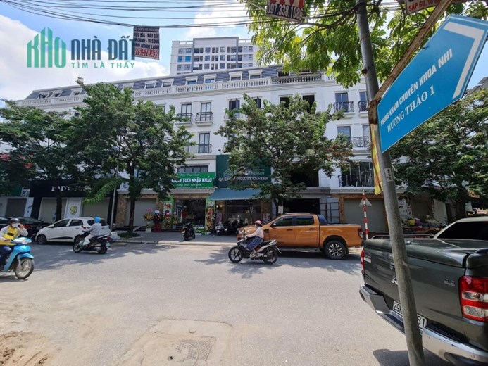 HOT HOT HOT Cho thuê nhà mặt phố Nguyễn Sơn 85mx4tầng Mặt tiền 6,5m