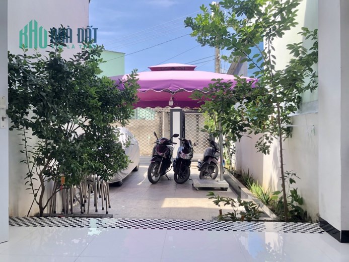 Bán nhà mái thái ở Phú Nông, Vĩnh Ngọc 203m2