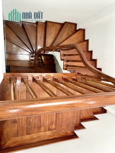 Bán nhà mới Việt Hưng, lô góc 51m x 6 tầng, thang máy, ô tô, full nội thất, 9 tỷ 2