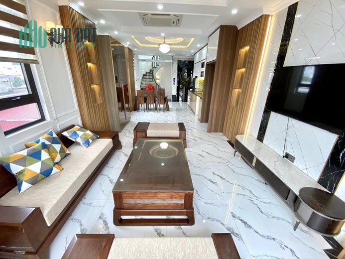 Bán nhà mới Việt Hưng, lô góc 51m x 6 tầng, thang máy, ô tô, full nội thất, 9 tỷ 2