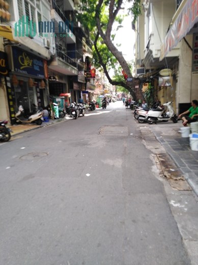 Bán nhà Hàng Hành, Hoàn kiếm. 58mx6; MT5m; giá 70 tỷ. Phương