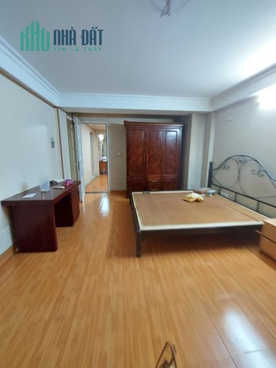 💥GẤP💥 Căn hộ Tập thể Thành Công, mặt đường Ô tô tránh 90m2 siêu thoáng, 2.6 tỷ