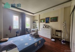 cần bán gấp nhà ngõ 106/31 Đường Hoàng Quốc Việt Nghĩa Đô Cầu Giấy dt 50 m2 giá nhỉnh 13 tỷ