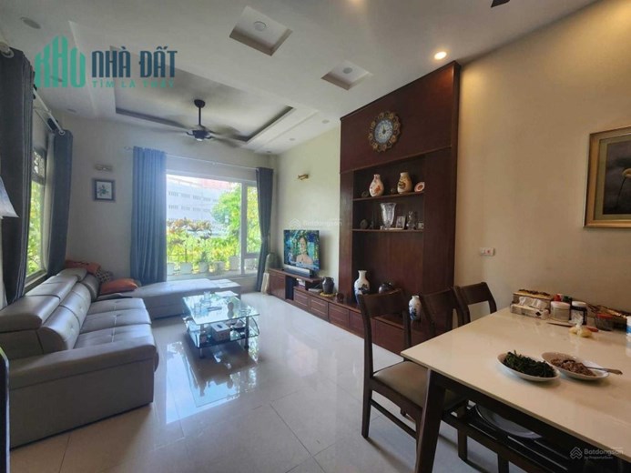 cần bán gấp nhà ngõ 106/31 Đường Hoàng Quốc Việt Nghĩa Đô Cầu Giấy dt 50 m2 giá nhỉnh 13 tỷ