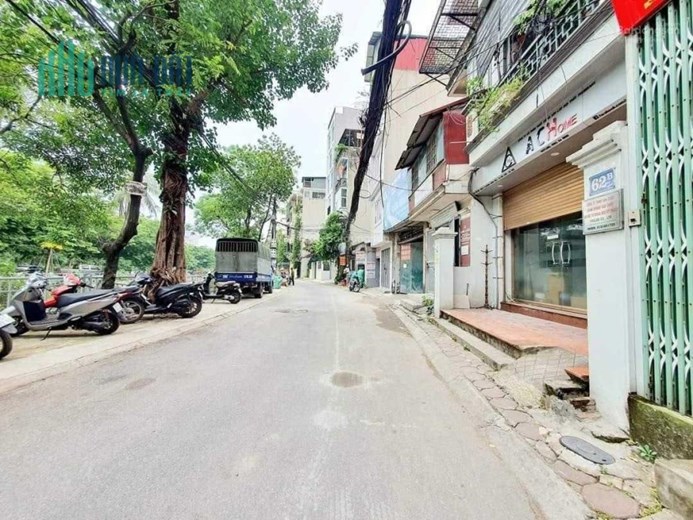 cần bán gấp nhà ngõ 106/31 Đường Hoàng Quốc Việt Nghĩa Đô Cầu Giấy dt 50 m2 giá nhỉnh 13 tỷ
