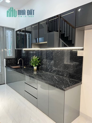 Nhà mới xây 4 tầng hẻm ôtô Nguyễn Duy P9Q8 giá 5,2 tỷ TL