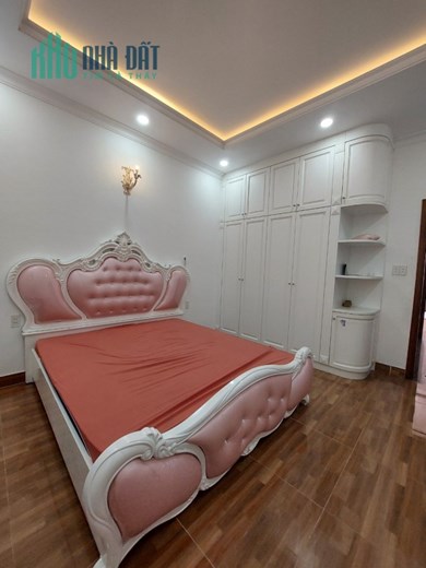 Cho thuê nhà phố liền kề tại 246/1 Liên Khu 4-5, Bình Hưng Hòa B, Quận Bình Tân