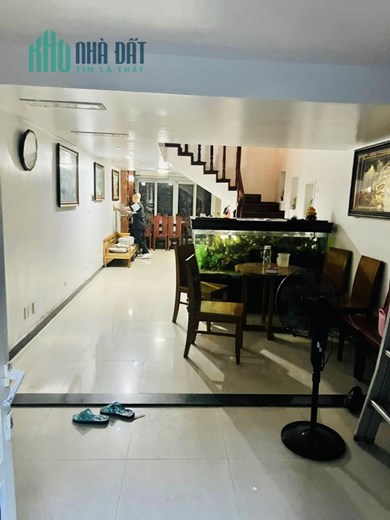CẦN BÁN GẤP NHÀ ĐƯỜNG TRẦN DUY HƯNG 104M, 5 TẦNG, MT 4.2M, NGÕ NÔNG THÔNG, 13.5 TỶ.