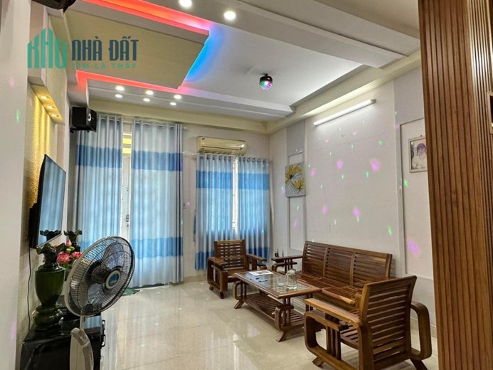 CHÍNH CHỦ NGỘP HẺM 8M THÔNG, 72M2 4 LẦU, HOÀN CÔNG ĐỦ, KINH DOANH TỐT,
