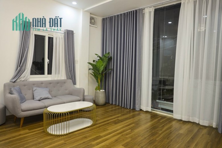 Giamr sâu 1,3 tỷ - Tân Bình p6 - hẻm xe hơi - Full nội thất - giá 6,65 tỷ thương lượng .