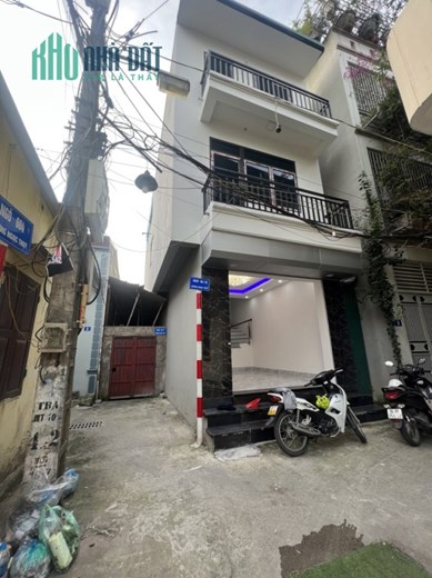 Bán nhà 3 tầng mới Ngọc Thụy,Long Biên 36m2 oto tránh,lô góc hơn 3tỷ
