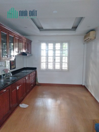 CẦN TÌM NGƯỜI THUÊ TOÀN BỘ NHÀ MẶT PHỐ VỌNG, QUẬN HBT, KINH DOANH CỰC TỐT