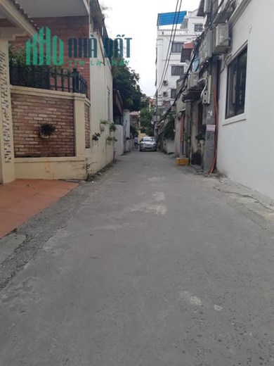 Bán nhà C4 tại ngõ 604 Ngọc Thuỵ, 50m oto tải vào nhà, rất hiếm giá chỉ 2 tỷ 65 vẫn còn thương