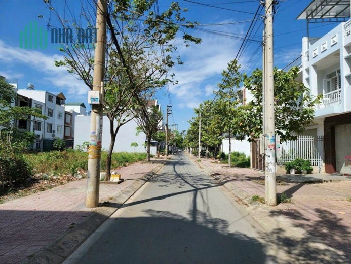 Bán đất MT D2 KDC Bửu Long, Biên Hòa: 4,5 x 18, giá 2,9 tỷ