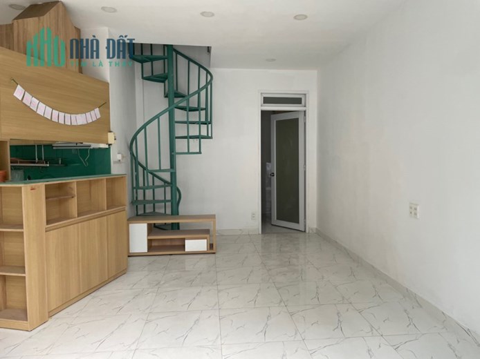 Bán nhà Trần Quốc Tuấn, P.1, Gò Vấp: 4,3 x 11, giá 3,8 tỷ