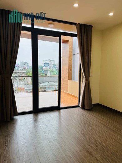 Bán nhà phố Chính Kinh 42m2- 4 tầng Mt 4m 4.8 tỷ
