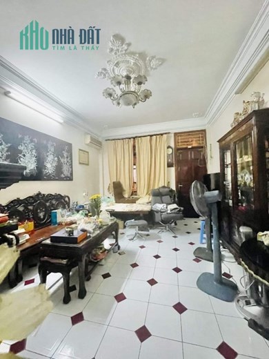 BÁN NHÀ MINH KHAI - LÔ GÓC HAI THOÁNG - DÂN XÂY - DIỆN TÍCH RỘNG - GẦN Ô TÔ 40m NHỈNH 3 TỶ