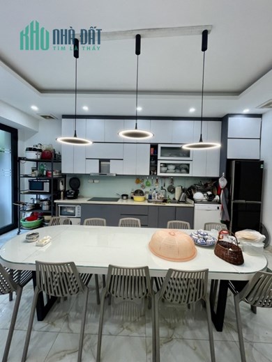 Bán Nhà Giải Phóng – Kim Đồng 37m2 giá 5.5 tỷ, Ô Tô, 2Thoáng, Lô Góc, KD
