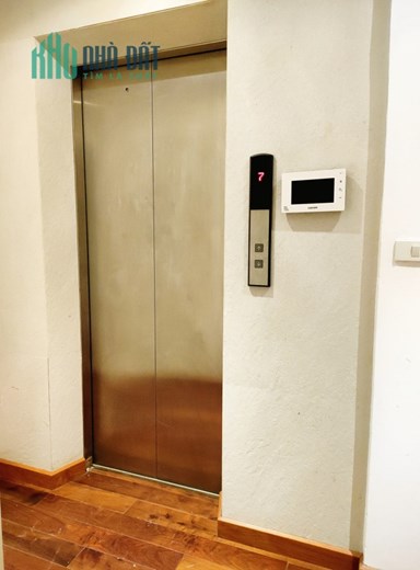 Bán nhà mặt phố Nguyễn Văn Cừ, Long Biên, DT180m, MT7.5m, nhà 7 tầng, kinh doanh.