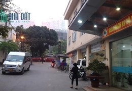 Bán nhà ngõ 49 Nguyễn Khoái, 82m2, 4T, 9 tỷ, nội thất xịn, ô tô, KD, 0977097287