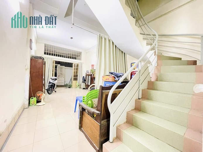 Bán nhà HẺM XE TẢI 6M, Đường Thoại Ngọc Hầu, Q.Tân Phú, 72m2(4.4x16), 2 TẦNG BTCT